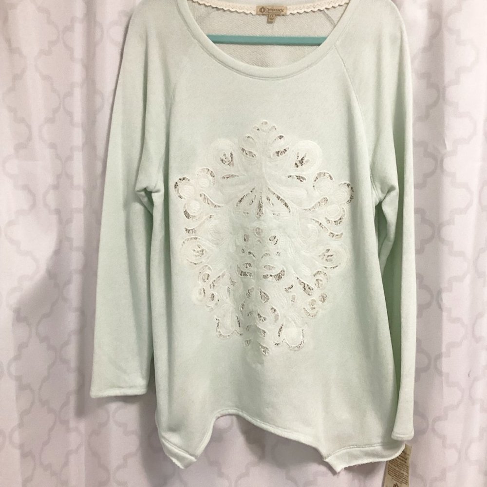 Democracy Pale Green Embroidered Sweatshirt With Unfinished Hem - 1X (NW…